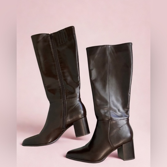 Kelly & Katie Dark Brown Heeled Boots - Picture 2 of 5
